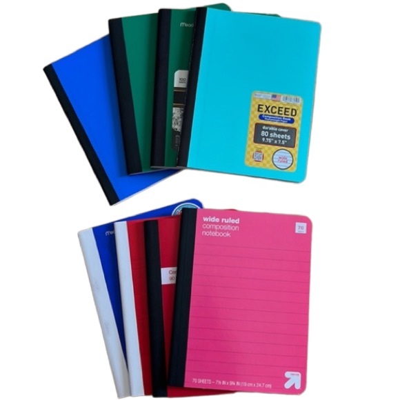 NWT BUNDLE OF 8 WIDE RULED ASSORTED COLORS COMPOSITION NOTEBOOKS FLEXIBLE - Picture 1 of 5